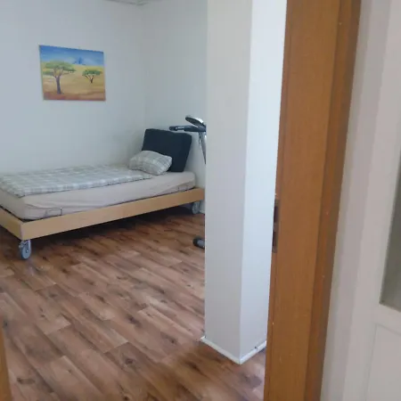 Prázdninový dům Cologne Private Bungalow Garden *