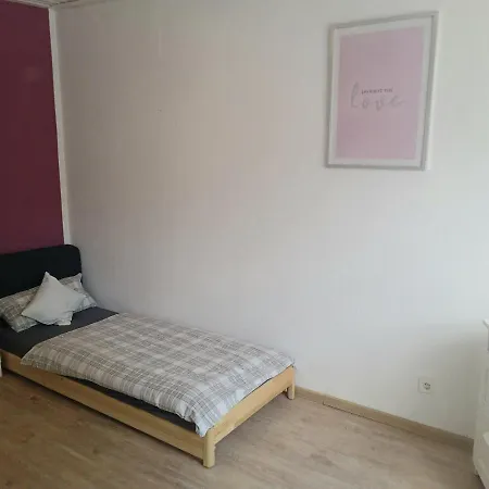 Prázdninový dům Cologne Private Bungalow Garden